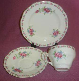 Wedgwood - 'Harmony Rose' - Trio circa 1938
