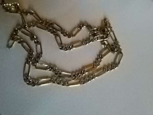 AMAZING 9CT YELLOW AND WHITE GOLD NECKLACE