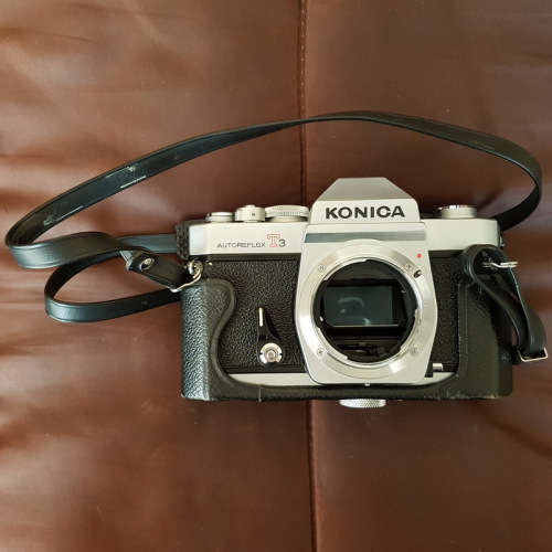 KONICA AUTOREFLEX T3 FILM CAMERA