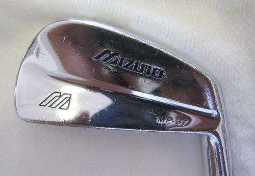 MIZUNO MP-37 IRONS 3-PW, MIZUNO GRIPS AND DYNAMIC GOLD S-300 STEEL SHAFTS. PRETTY CLUBS