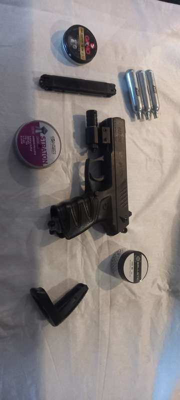 Gamo P-27 DUAL Semi-Automatic  CO2 Pistol