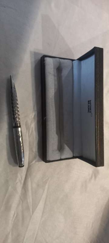 Mont Blanc Pen ** Read Description**