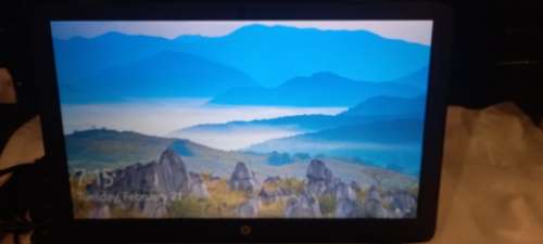 HP AMD E1-2100 APU with Radeon HD Graphics Laptop