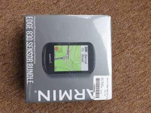 Garmin Edge 830 Sensor Bundle NEW