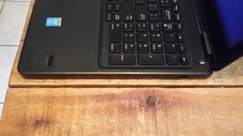 *Mint Condition* Dell Latitude e5550, i5 5th gen, 8Gb ram, 500gb Hdd