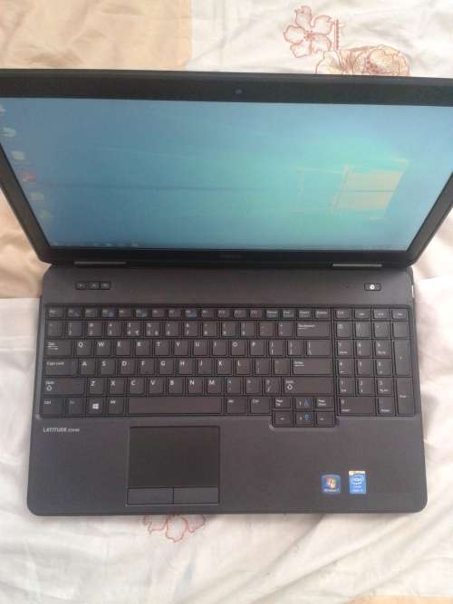 DELL LATITUDE e5540 CORE i5 1.6ghzs,4GB RAM, 500GB HDD ,DVDRW, Windows 10 pro
