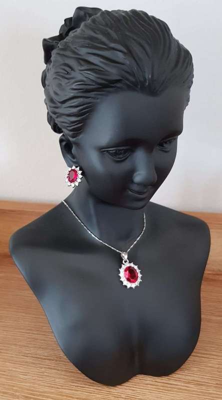 Princess Di Red Crystal Sapphire Gem Ring,Earrings & Pendant Set Gold Plated Wedding Ring
