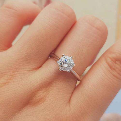 Solitaire Tiffany  1.00ct Moissanite D/VVS1  Engagement Ring Set in Sterling Silver **Certified*