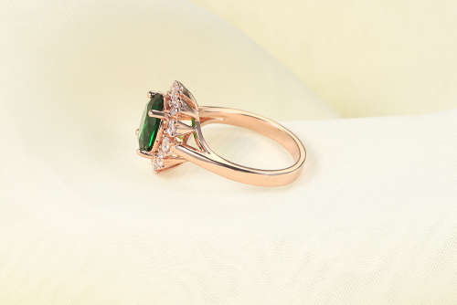 Villa Rose Ring Rose gold Emerald Green Austrian Crystal jewelry