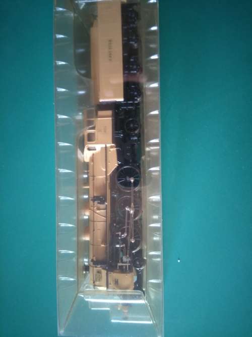 MARKLIN LOCOMOTIVE 33185