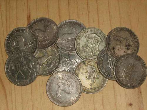 12 X 5 SHILLING COINS LOTS OF SILVER