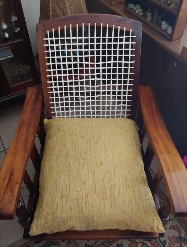 ANTIQUE MATCHING MORRIS CHAIRS  SOUTH AFRICAN STINKWOOD with free matching riempie stoel