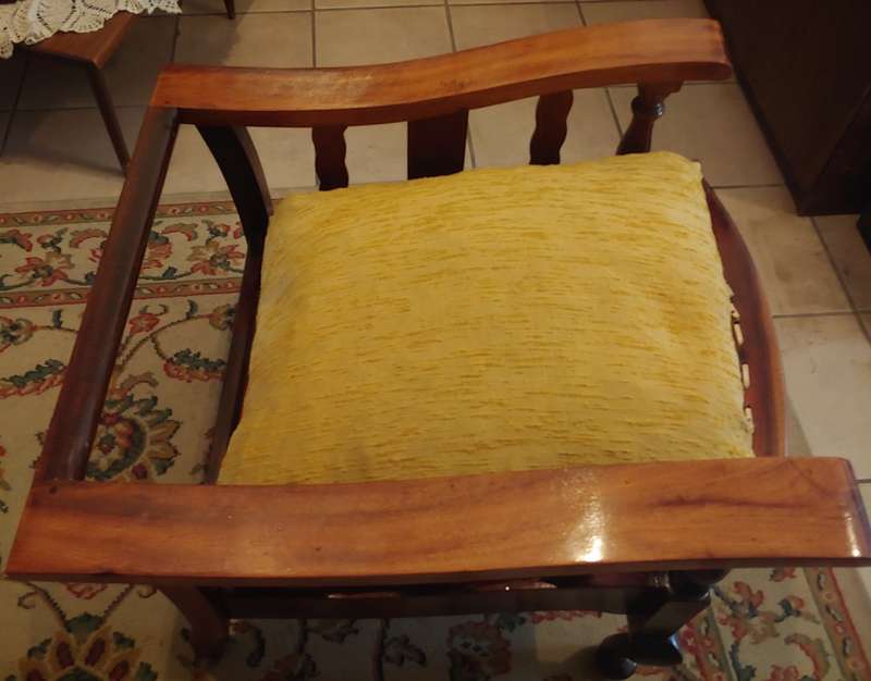 ANTIQUE MATCHING MORRIS CHAIRS  SOUTH AFRICAN STINKWOOD with free matching riempie stoel