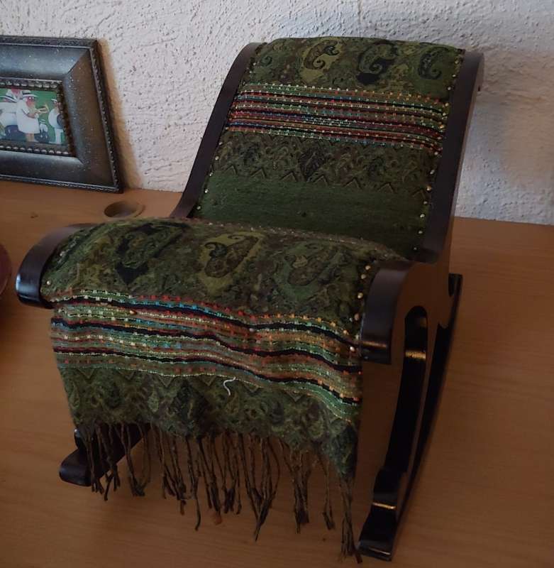 FOOTSTOOL, ROCKER