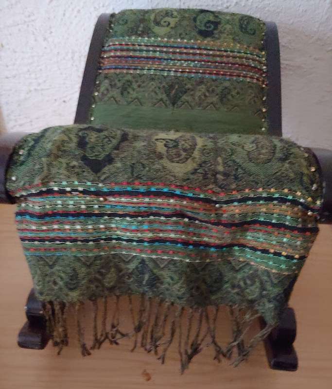 FOOTSTOOL, ROCKER