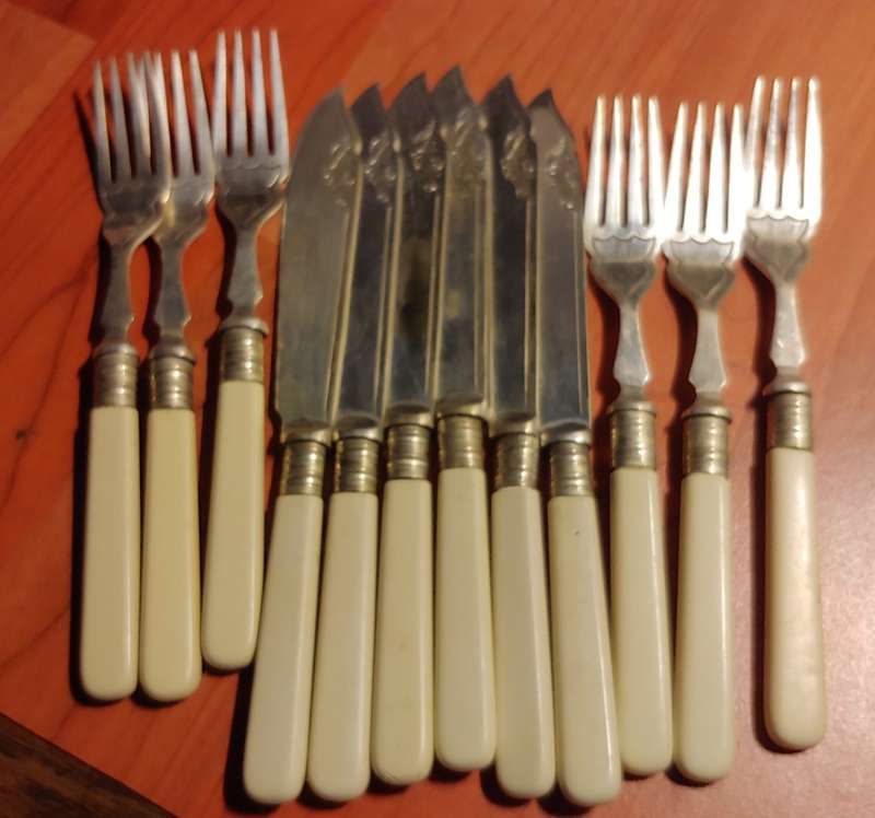 FISH KNIVES AND FORKS