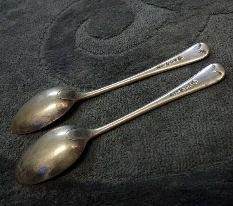 Collectable Vintage Plated Silver 2 Spoons Marked E P N S 1  1/2 DOS  A1
