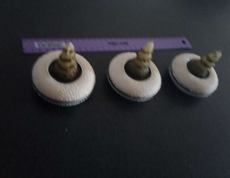 Beautiful 3 Pce Centre Piece Wheel Shaped Candle Holders with Candle