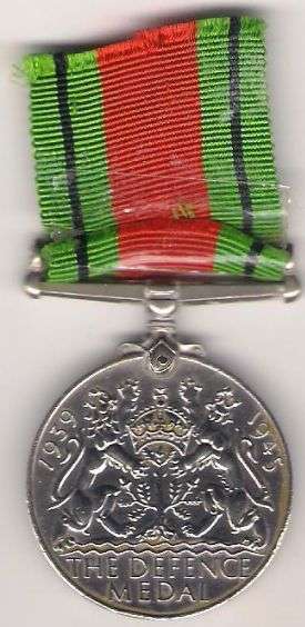 WORLD WAR II 1939 - 1945 DEFENCE FULL SIZE MEDAL - NOT NAMED