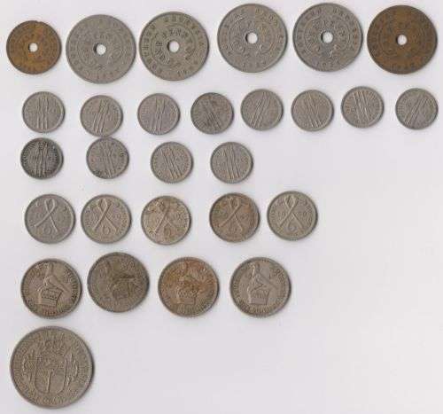 SOUTHERN RHODESIA LOT OF HALF PENNIES, PENNIES, TICKEYS, SIX PENCE, SHILLINGS & HALF CROWN