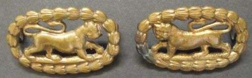 BRITISH LEICESTERSHIRE REGIMENT PAIR OF COLLAR BADGES