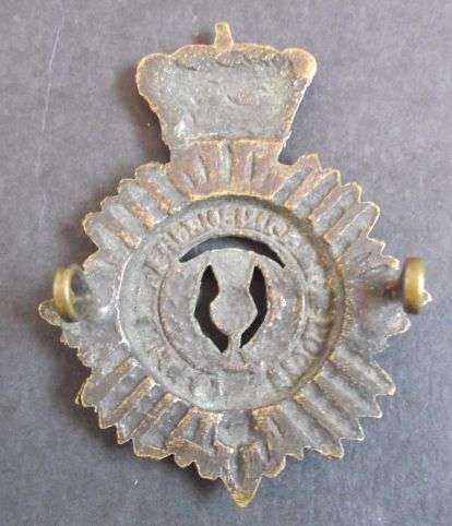 1922-63 DUKE OF EDINBURGH'S OWN RIFLES BRASS CAP BADGE