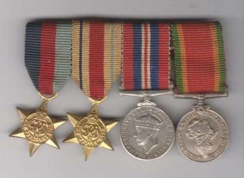 WORLD WAR 2 MINIATURE MEDAL GROUP OF 4