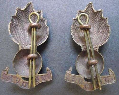 BRITISH ROYAL ARTILLERY PAIR OF COLLARS