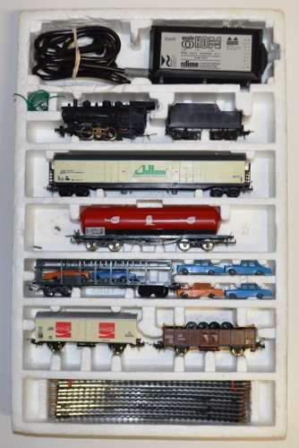 Lima Freight Train Set - HO