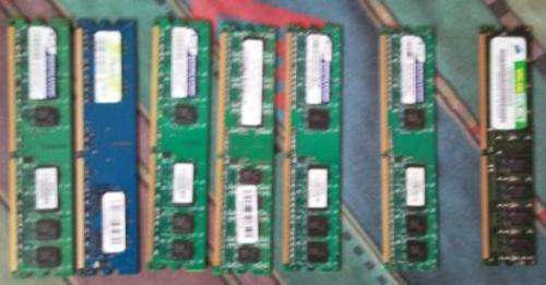 Various DDR 2 memory modules