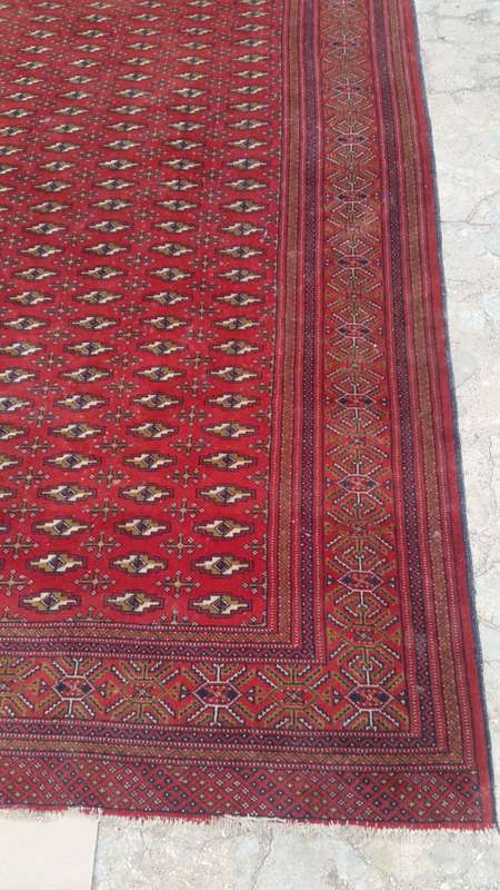 A BEAUTIFUL HAND MADE PERSIAN TABRIZ 3  m x 2.1 m