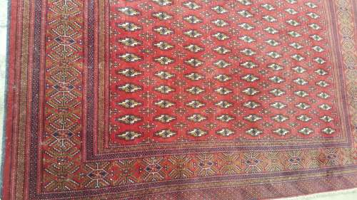 A BEAUTIFUL HAND MADE PERSIAN TABRIZ 3  m x 2.1 m