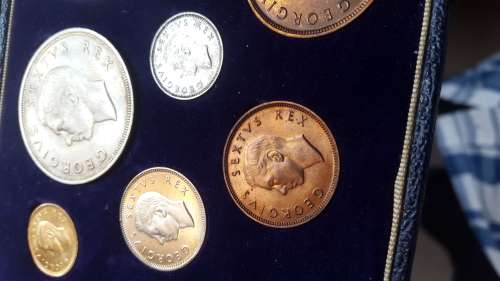 1952 SA UNION LONG PROOF SET WITH GOLD POUND AND HALF POUND