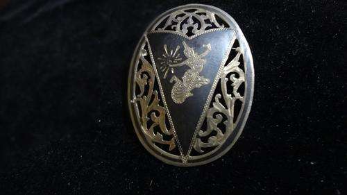 SOLID STERLING SILVER ANTIQUE BROOCH