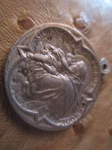 MEDALLION AS PER PHOTO'S