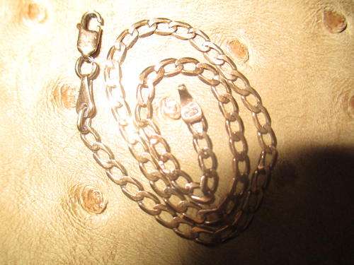 BRACELET IN SOLID 9 CT GOLD - 4MM WIDTH. 215MM LENGTH