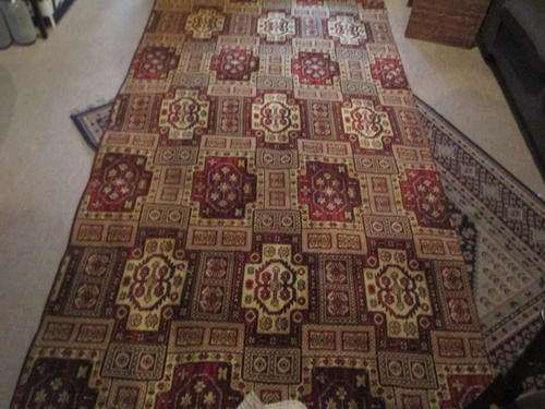 STUNNING  VINTAGE PERSIAN CARPET - 2.7 METRES X 1.5 METRES