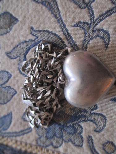 LARGE VINTAGE STERLING SILVER PENDANT PLUS STERLING SILVER CHAIN. 24.3 GRAMS STERLING