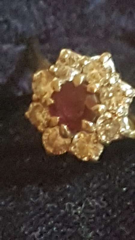 Magnificent 18ct Ruby and diamond ring.... please read