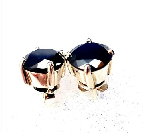 Stunning 3.2 ct Black Diamond earings. Relist because of non pmt