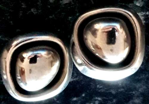 Large solid sterling silver `mabe` earings. Weight 20.6 grams solid sterling