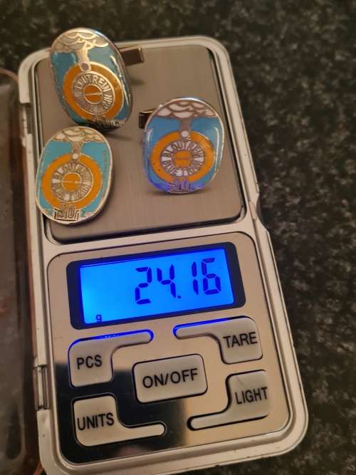 Vip sterling silver BLUE TRAIN CUFFLINKS PLUS BADGE Weight 24.16 grams sterling silver