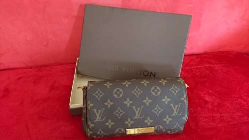 Authentic Louis Vuitton Favorite PM Monogram Bag M40717