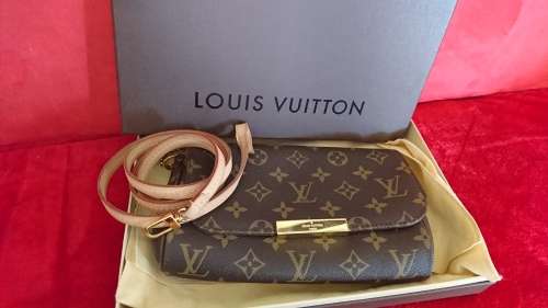 Authentic Louis Vuitton Favorite PM Monogram Bag M40717