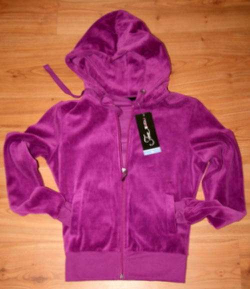 !!!!! WINTER CLEARANCE SALE!!!!!!!   Free2bU - Purple Velour "Love decal" Hoodie - size 6