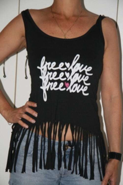 Free 2bU - Black "Free Love" Tassled Top,size 8