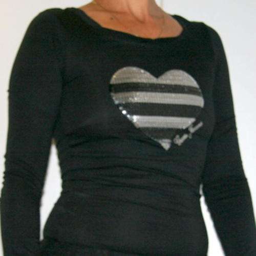 Guess Long sleeved Jett Black Tee, with silver and black heart sequin - size XS