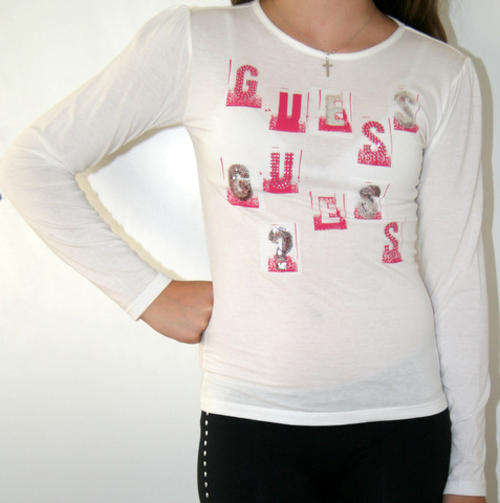 Guess  - Long sleeved Cream "Sequin detail"Tee Shirt - size XSmall