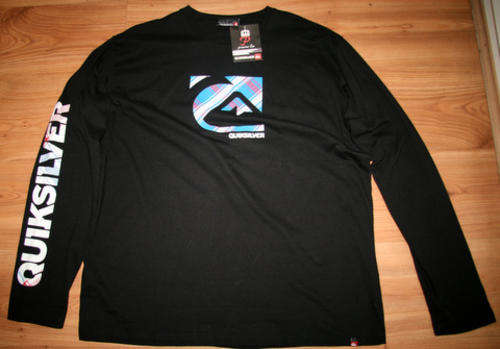 QuikSilver - Mens Long Sleeved Black Tee Shirt -size XLarge