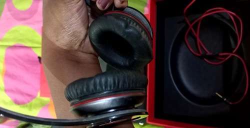 Beats by Dr dre Solo HD headphones